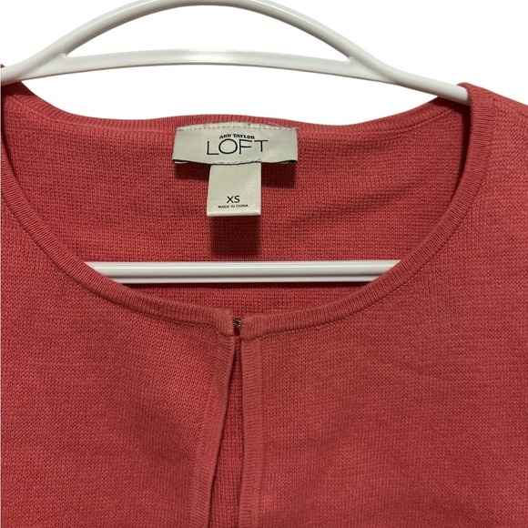 LOFT Coral Pink Short-Sleeve Cardigan XS - Picture 2 of 3